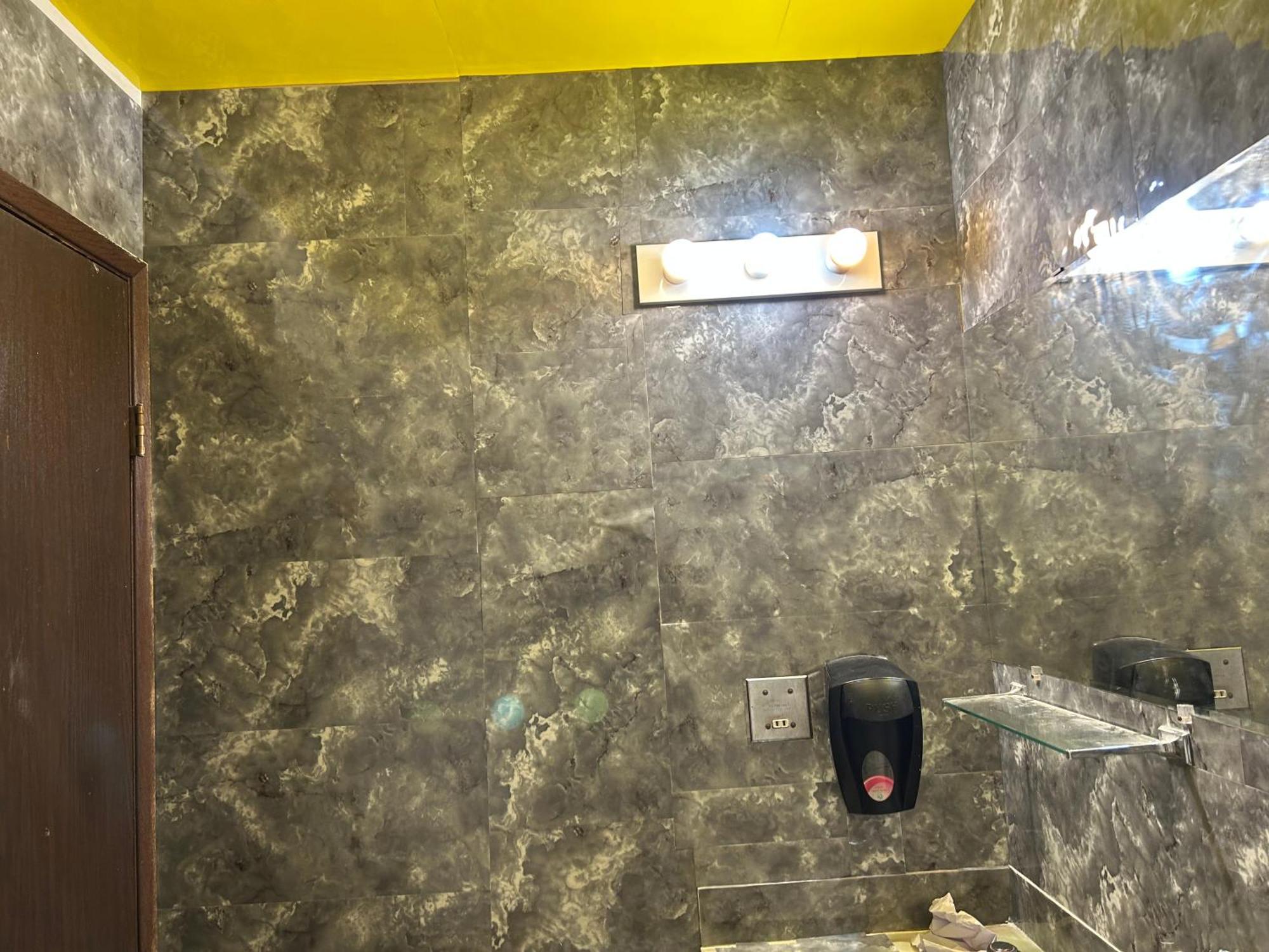 Road Runner Motel Меррітт Екстер'єр фото